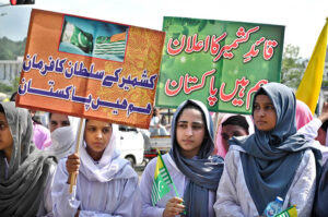 Students holding demonstration against India’s illegal and unilateral actions of 5 August 2019 in Indian Illegally Occupied Jammu and Kashmir (IIOJK) to mark Youm-e-Istehsal Kashmir (Exploitation Day) at D-Chowk.
