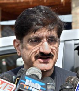 Sindh Chief Minister Syed Murad Ali Shah talking to media persons after inspecting the Moria loop bund of right bank of Indus River.