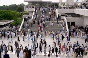 Imam Masjid Al-Nabawi (SAW) Dr. Salah bin Mohammad Al-Budair leads the Friday prayer at Faisal Masjid, attended by a large number of people