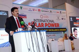 Governor Khyber Pakhtunkhwa Faisal Karim Kundi addressing the 1st International Solar Power Conclave and Technology Excellence Awards 2024 on late Wednesday night.