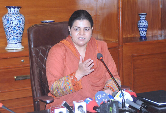 Chairperson Chief Minister Task Force on Price Control Punjab, Salma Butt addressing a press conference at the South Punjab Secretariat
