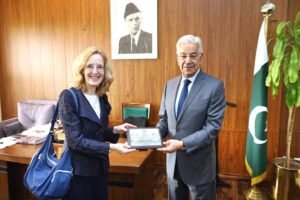 H.E Henny Fokel De Vries, Ambassdor of the Kingdom of Netherland called on Minister for Defence , Defence Production and Aviation Khawaja Muhammad Asif.