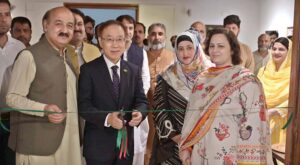 Ambassador of the Republic of Korea Park Ki Jun inaugurations an art exhibition, Matrix of Life: Impressions and Iterations by IRAM WANI at Pakistan National Council of the Arts.