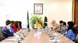 Coordinator to PM on Climate Change, Romina Khurshid Alam addressing a delegation of students from Italy's Milan University, who called on her to discuss pressing issue of climate change and its impacts on Pakistan.