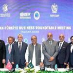 Pak Turkiya Business Conference: Federal Minister for Board of Investment, Privatization and Communications Abdul Aleem Khan & Turkish Minister Dr. Omer Bolat photographed with business community