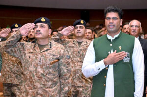 To honour Olympian Arshad Nadeem’s historic achievement, Chief of Army Staff (COAS) General Syed Asim Munir, NI (M) hosted a ceremony at Army Auditorium GHQ. The event was attended by sports teams and legendary olympians including 1984 Olympic and National Hockey Teams, National Cricket Team, Street Football Team, Army Polo Team, Visually Impaired Cricket and Women Goal Ball Teams, Medal Winners of Common Wealth, SAF and Asian Games and participants of Paris Olympics 2024. Notable legends included Jehangir Khan, Isalah Ud Din, Shahbaz Senior, Sohail Abbas, Muhammad Asif and Aisam-ul-Haq. The event was also attended by Arshad Nadeem’s close relatives, associates and coaches