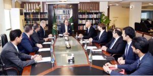 Federal Minister for Finance and Revenue, Senator Muhammad Aurangzeb in a meeting with the delegations from PARCO and Gunvor Group.
