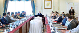 Newly appointed Chairmen and Members of the boards of Electricity distribution companies call on Prime Minister Muhammad Shehbaz Sharif.