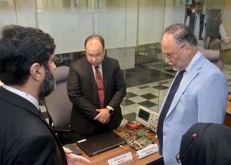 Federal minister for planning development and special initiatives