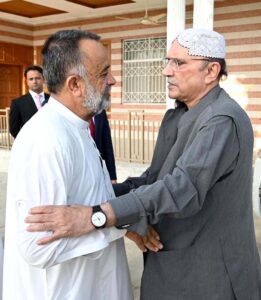 President Asif Ali Zardari offering Fateha for Lieutenant Uzair Mehmood Malik Shaheed during his visit to the Shaheed's home.