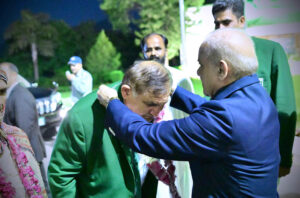 Prime Minister Muhammad Shehbaz Sharif hosted a banquet in honor of Olympic Gold Medalist Arshad Nadeem, his Family and other Olympians and national athletes at the Prime Minister's House