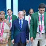 Prime Minister Muhammad Shehbaz Sharif hosted a banquet in honor of Olympic Gold Medalist Arshad Nadeem, his Family and other Olympians and national athletes at the Prime Minister's House