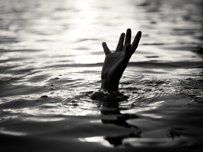 drown