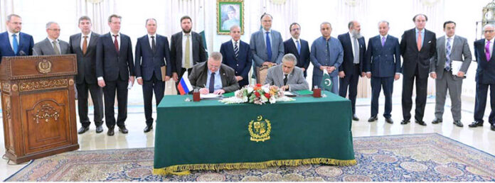 Prime Minister Muhammad Shehbaz Sharif and Deputy Prime Minister of Russian Federation witness signing of a Memorandum of Understanding between Pakistan and Russia to increase cooperation in different fields