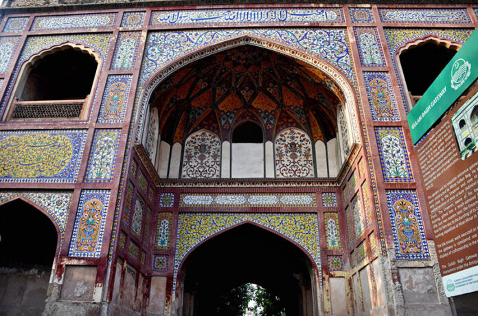 An outside view of the Tomb of Dai Anga also known as the Gulabi Bag is a 17th-century Mughal Tomb Complex located in the Mughal-Era Suburb of Begampura, outside the Walled City