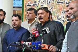 Chairman Kashmir Parliamentary Committee Rana Qasim Non addressing a seminar on the occasion of the 3rd anniversary of the Kashmiri leader Syed Ali Gilani