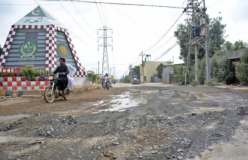 Roads leading to the Korangi Industrial Zone in urgent need of repair due to severe damage