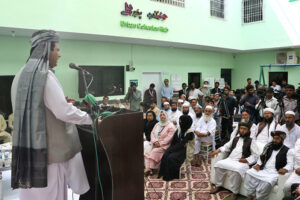 Federal Minister for States, Frontier Regions and Kashmir Affairs and Gilgit Baltistan, Engineer Ameer Maqam, addressing to elders of Afghan Refugees during visit of Urban Cohesion Hub Karachi