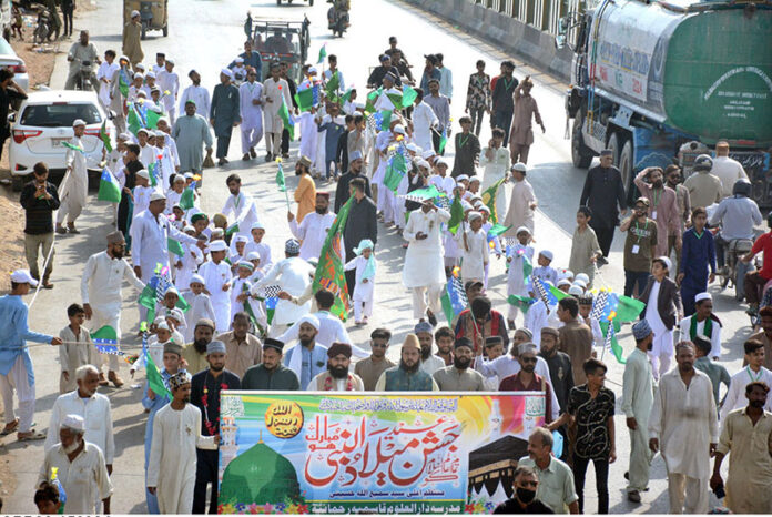 Madrassa students participate in a Jashn-e-Eid Milad ul Nabi rally organized by Jamaat Ahle Sunnat and Madrassa Darul Uloom Qasmia Rahmania at Lines Area