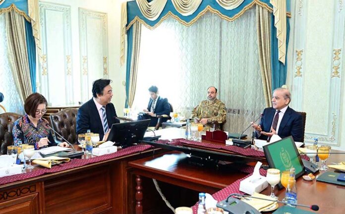 A delegation of RUYI Group led by Chairman QiuYafu calls on Prime Minister Muhammad Shehbaz Sharif
