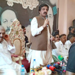 Punjab Governor Sardar Salim Haider Khan addressing the media after attending the Darbar Pir Barkat Ali Shah Mela in chak 456 GB Tandlianwala