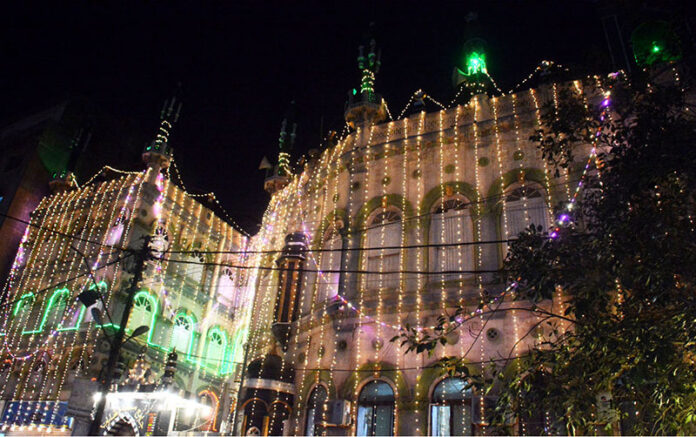 A beautiful view of illuminated Jama Masjid Qasaban in connection with Eid Milad-un-Nabi (SAWW) celebrations