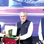 Deputy Prime Minister and Foreign Minister Ishaq Dar and Minister for Religious affairs and inter-faith Harmony Chaudhary Salik Hussain distributing certificates and shields among winners of Naat and Qirat competition