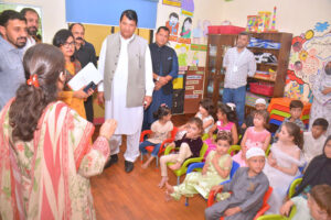 Federal Minister for States and Frontier Regions, Engr. Amir Muqam visiting different classrooms for Afghan Refugees at Urban Cohesion Hub Centre
