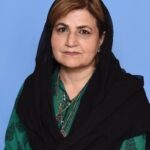 Farah Naz pays tribute to Mohtarma Kulsoom Nawaz Sharif on her 7th death anniversary