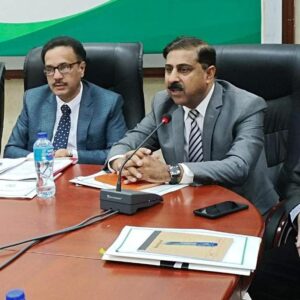 Experts offer way forward for Pakistan's education reform failures