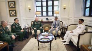 Deputy Defence Minister, Russian Federation, Col. General Aleksandr V. Fomin called on Secretary Defence, Lt. Gen (Retd) Muhammad Ali HI (M) at Ministry of Defence.