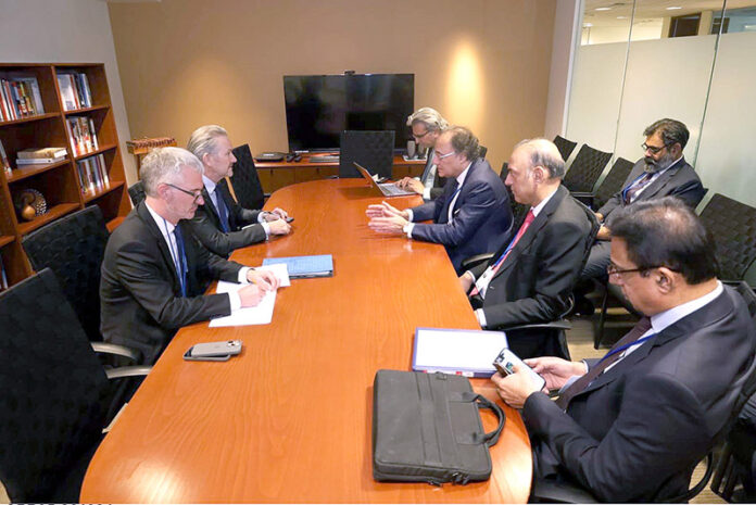 Federal Minister for Finance and Revenue, Mr. Muhammad Aurangzeb, in a meeting with representatives of Moody's credit rating agency