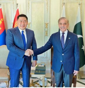 Prime Minister Muhammad Shehbaz Sharif receives the Premier of Mongolia H.E. Luvsannamsrain Oyun-Erdene.
