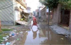 Blocked sewage water floods the streets, causing major issues for citizens in Chiniot as the district government struggles to address the worsening sanitation situation