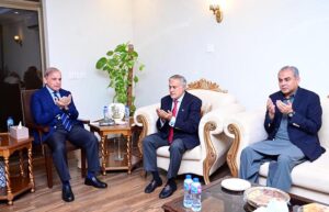 Prime Minister Muhammad Shehbaz Sharif offering condolences to Deputy Prime Minister and Foreign Minister Ishaq Dar on the demise of his elder brother.