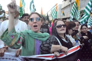 PPP leader Sharmila Farooqui along with other participants of the All Parties Hurriyat Conference participate in rally and chant slogans against Indian atrocities in IIOJK on Kashmir Black Day