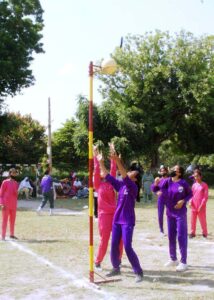 Bahawalpur and Hasilpur volleyball girls teams go head-to-head in an intense volleyball match during the Annual Sports Gala 2024 at Bahawalpur Stadium.
