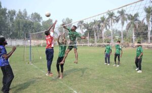 Players in action during inter collegiate volley ball tournament organized by Sargodha Education Board.