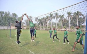 Players in action during inter collegiate volley ball tournament organized by Sargodha Education Board.