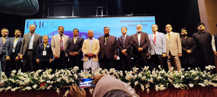 Federal Minister for Industries and Production Rana Tanveer Hussain at the Pakistan Auto Parts Show (PAPS) 2024, organised by the Pakistan Association of Automotive Parts and Accessories Manufacturers (PAAPAM) at Expo Centre