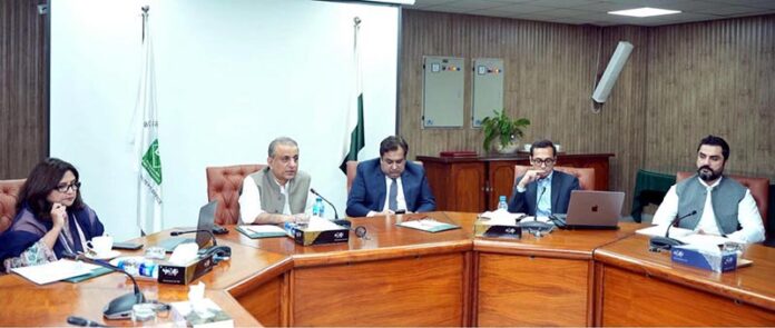 Federal Minister for Board of Investment, Privatization & Communications Abdul Aleem Khan presided over a meeting on Road Shows in China