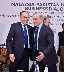 Prime Minister Muhammad Shehbaz Sharif and Prime Minister of Malaysia YAB Dato' Seri Anwar Ibrahim at Malaysia-Pakistan High Level Business Dialogue.
