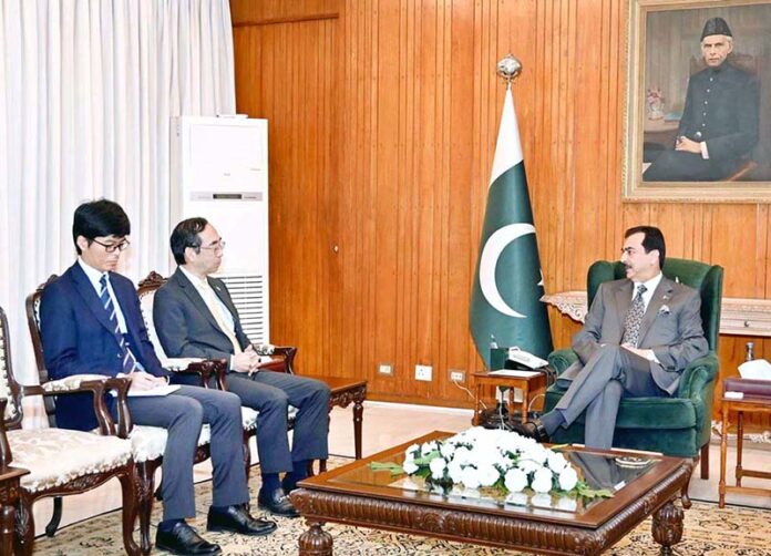 The Ambassador of Japan to Pakistan, Mistuhiro Wada, calls on Acting President Syed Yousuf Raza Gillani, at Aiwan-e -Sadr