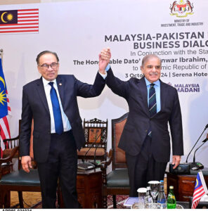 Prime Minister Muhammad Shehbaz Sharif and Prime Minister of Malaysia YAB Dato' Seri Anwar Ibrahim at Malaysia-Pakistan High Level Business Dialogue.