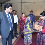 Minister of State for Information Technology and Telecommunication of Pakistan, Shaza Fatima along with Sindh Governor Kamran Tessori distributing Rashan bags among the deserving people