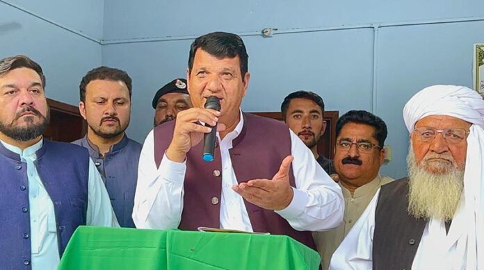 Federal Minister for States and Frontier Regions and President PML-N KP, Engr Amir Muqam addressing Jirga Members