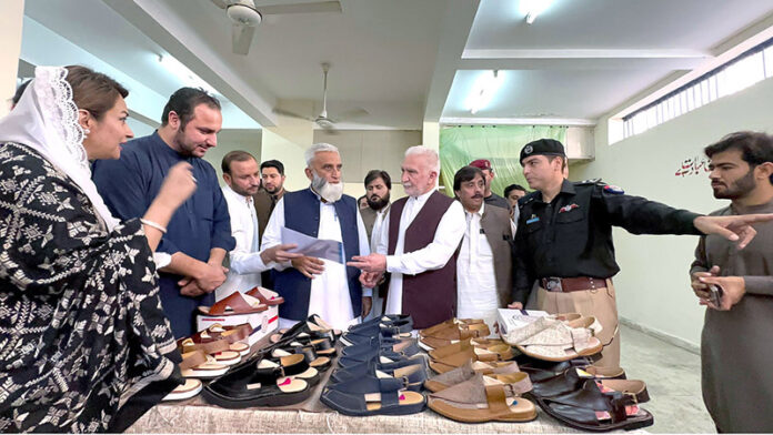 Special Assistant to the Chief Minister of Khyber Pakhtunkhwa for Prisons, Humayun Khan on Friday launched a comprehensive plan aimed at promoting handmade products and small-scale manufacturing by inmates, utilizing innovative digital and traditional marketing strategies during his visit to Central Jail Peshawar (Please match the picture with the story slugged “Humayun Khan unveils digital marketing initiative at Central Jail Peshawar’ already released by APP)