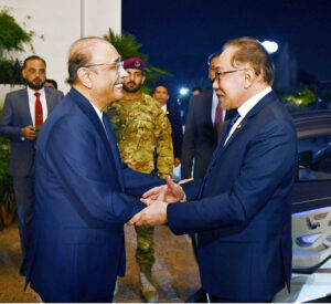 President Asif Ali Zardari welcoming the Prime Minister of Malaysia, Dato Seri Anwar Ibrahim, upon his arrival at Aiwan-e-Sadr.