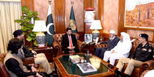 – IG Sindh Ghulam Nabi Memon along with Indian Islamic public orator Zakir Naik call on Sindh Governor Kamran Khan Tessori at Governor House.