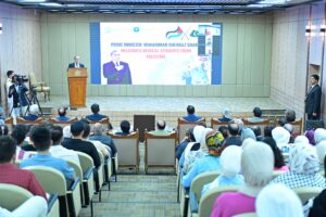 PM welcomes Palestinian students to their ‘second home’; laments int’l community’s silence on genocide